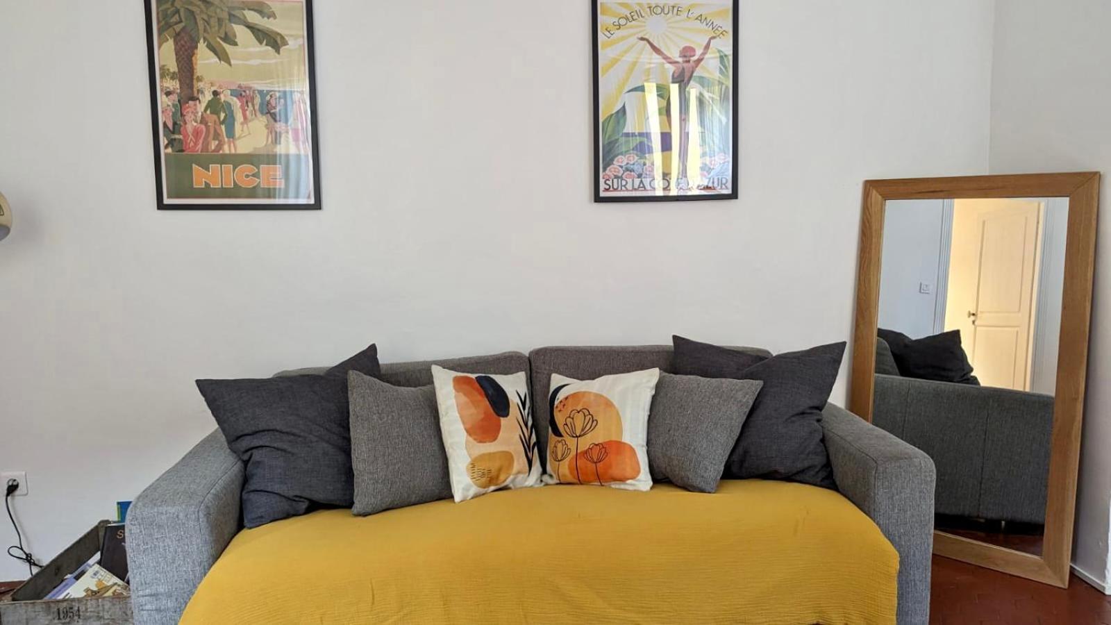 Typique - 2 Bedrooms,Typical Apartment-Old Town Nice Bagian luar foto