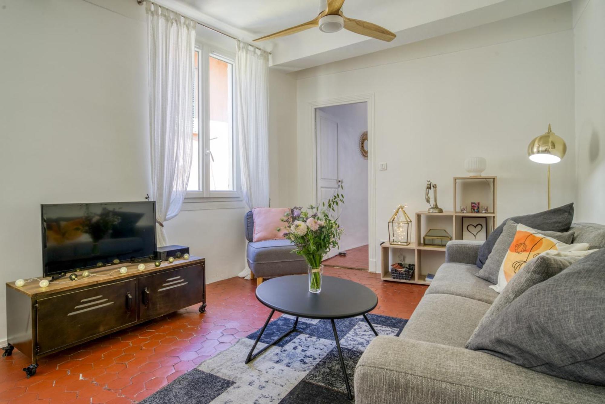 Typique - 2 Bedrooms,Typical Apartment-Old Town Nice Bagian luar foto